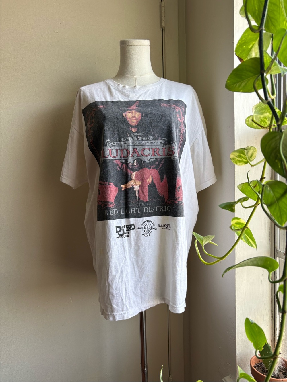 vintage 2004 the red light district Ludacris